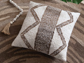 Coral Furniture - Ashley Furniture - Brettwood Pillows - Pillow (4/CS) / Ivory/Brown - A1001125