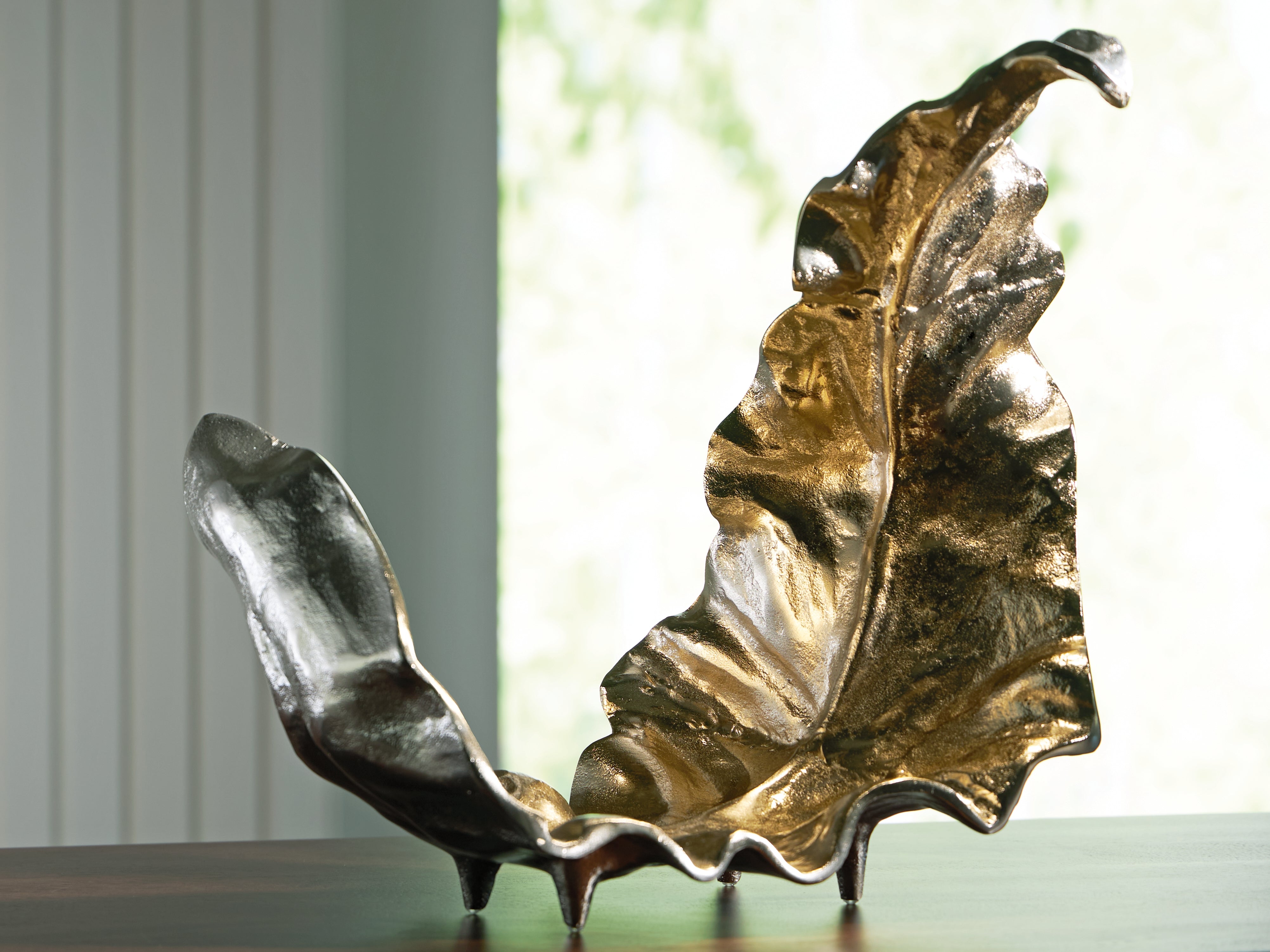 Coral Furniture - Ashley Furniture - Darinsen Sculpture - Sculpture / Gold/Silver Finish - A2000785