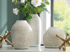 Coral Furniture - Ashley Furniture - Vinburn Accessory Set (Set of 5) - Accessory Set (5/CN) / White/Gold Finish - A2C00213