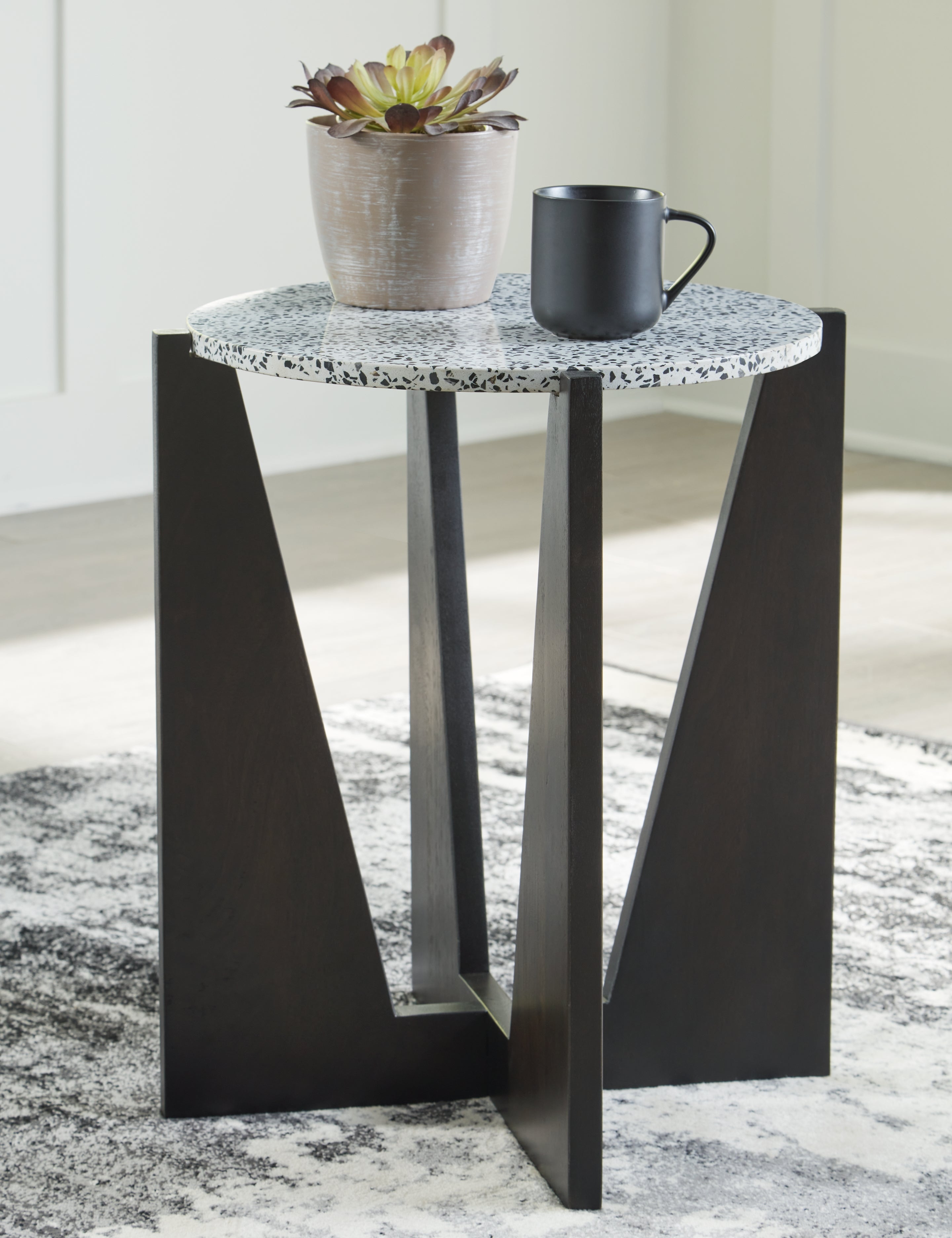 Coral Furniture - Ashley Furniture - Tellrich Accent Table - Accent Table / Black/White - A4000616