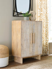 Coral Furniture - Ashley Furniture - Dallinbury Accent Cabinet - Accent Cabinet / Natural/White Wash - A4000696
