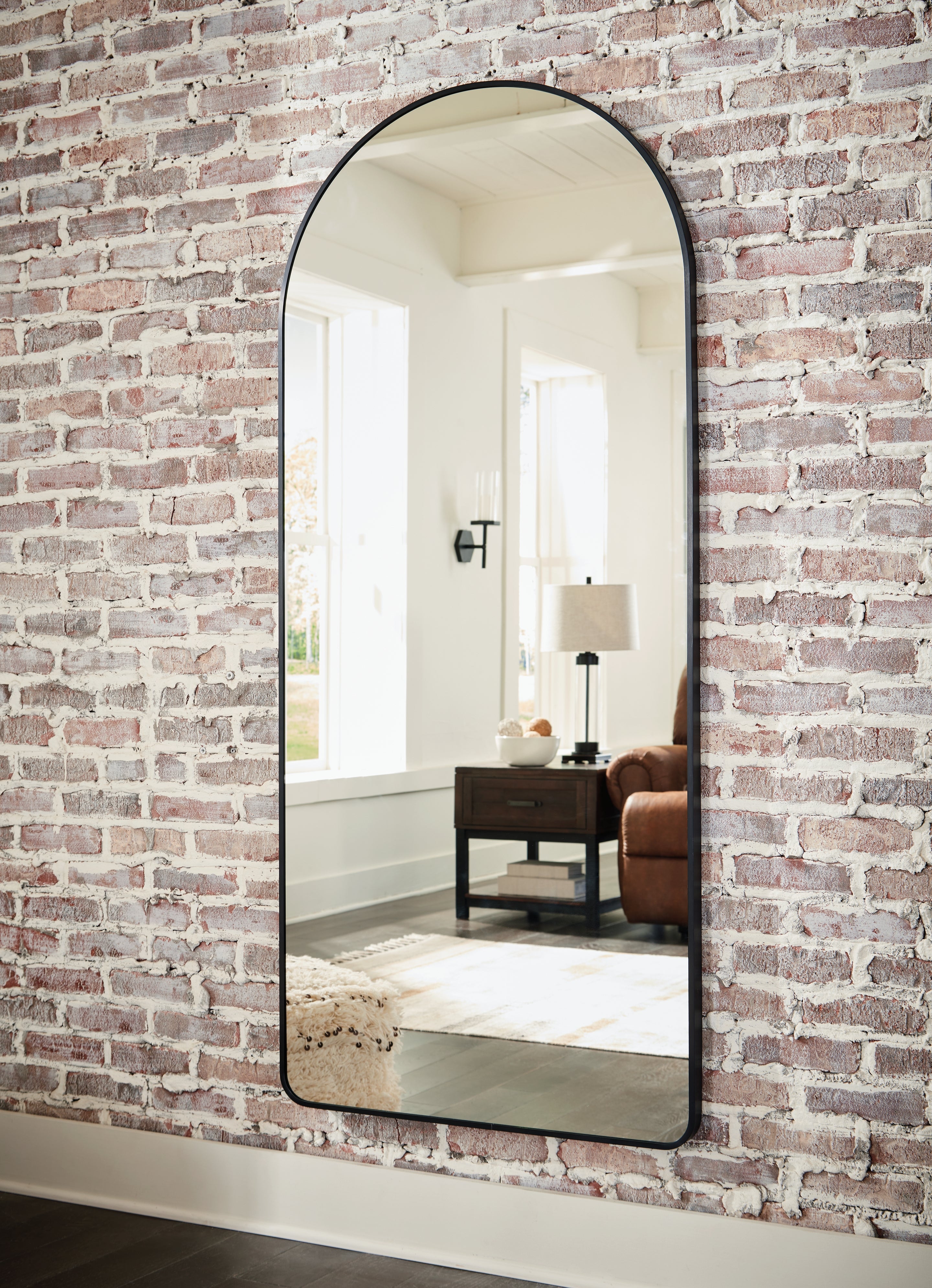 Coral Furniture - Ashley Furniture - Sethall Mirror - Floor Mirror / Black - A8010307