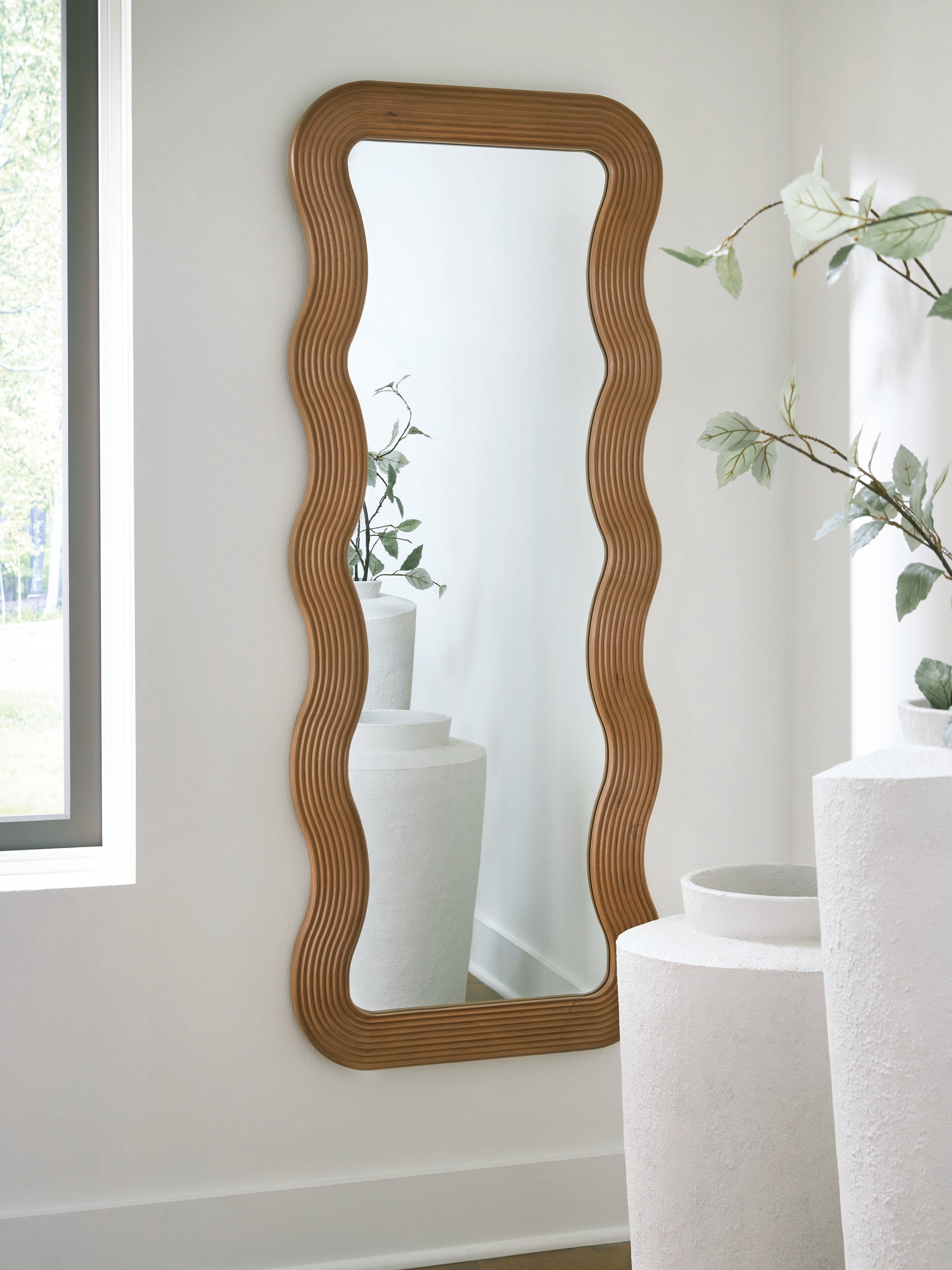 Coral Furniture - Ashley Furniture - Ellisonville Mirror - Floor Mirror / Brown - A8010413