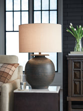 Coral Furniture - Ashley Furniture - Carlenbury Lighting - Metal Table Lamp (1/CN) / Antique Brown - L207574