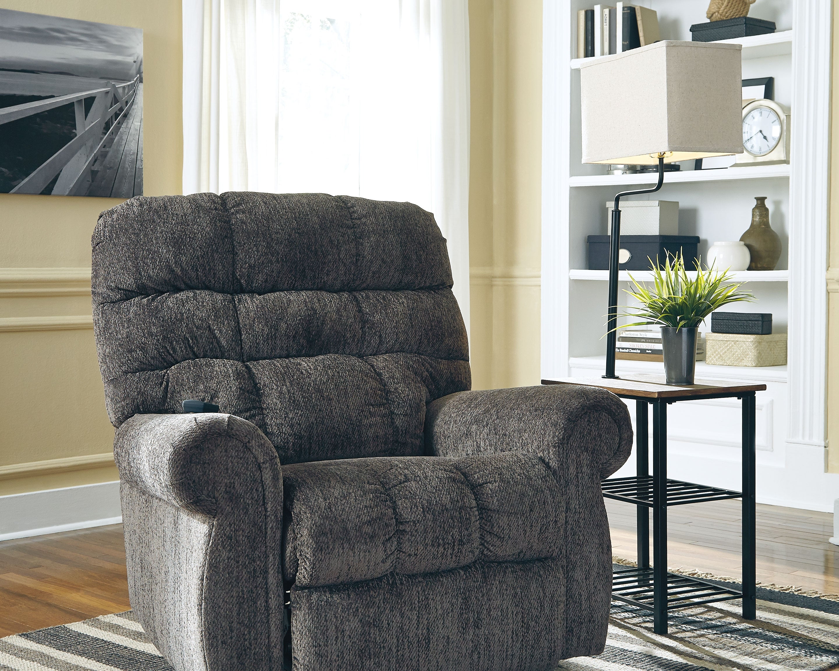 Coral Furniture - Ashley Furniture - Shianne Lighting - Metal Tray Lamp (1/CN) / Black - L734031