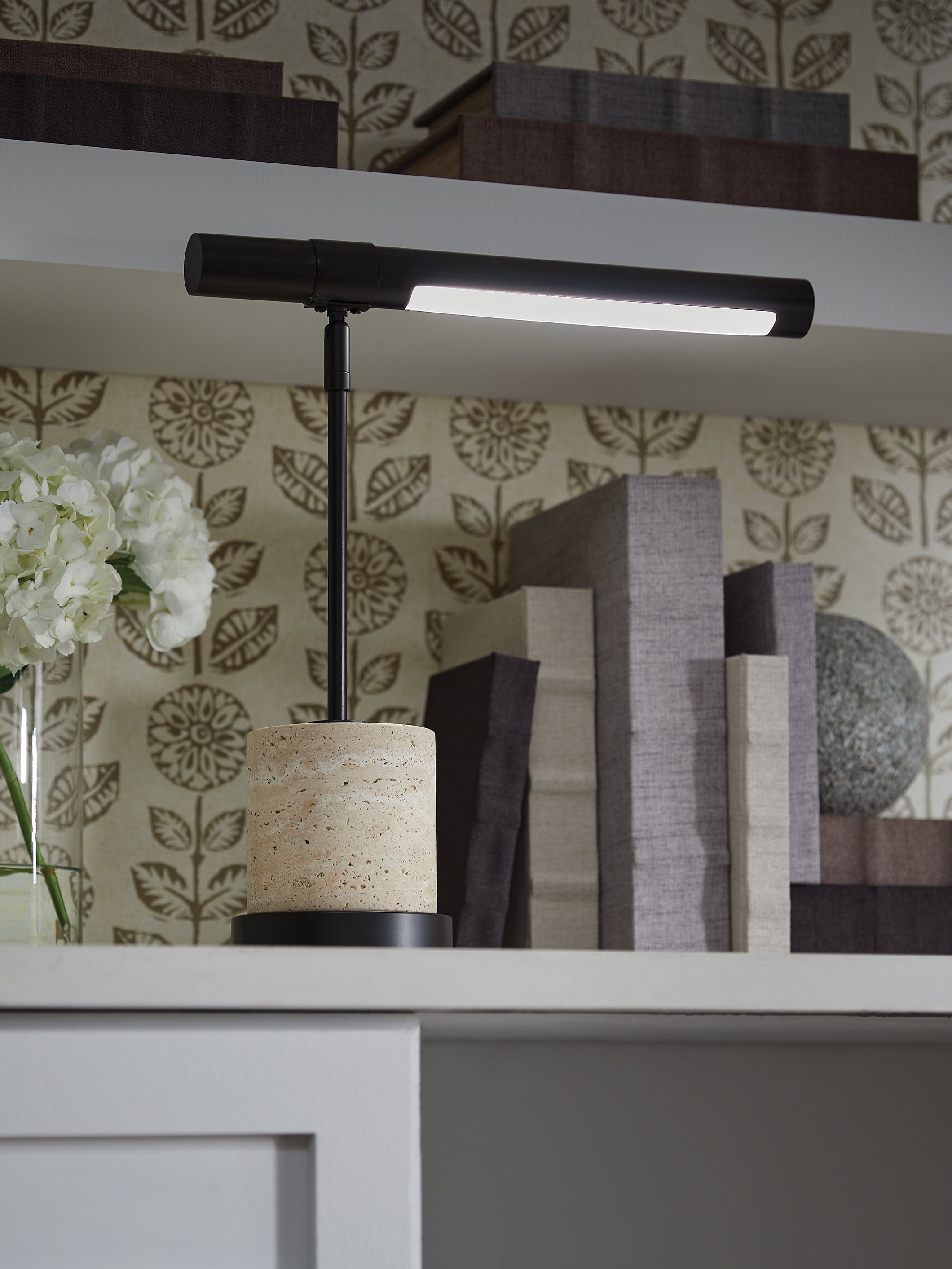 Coral Furniture - Ashley Furniture - Vinmour Lighting - Metal Desk Lamp (1/CN) / Brown/Beige - L734402