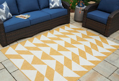 Coral Furniture - Ashley Furniture - Thomley Rug - 8' x 10' Rug / Ivory/Yellow - R900061