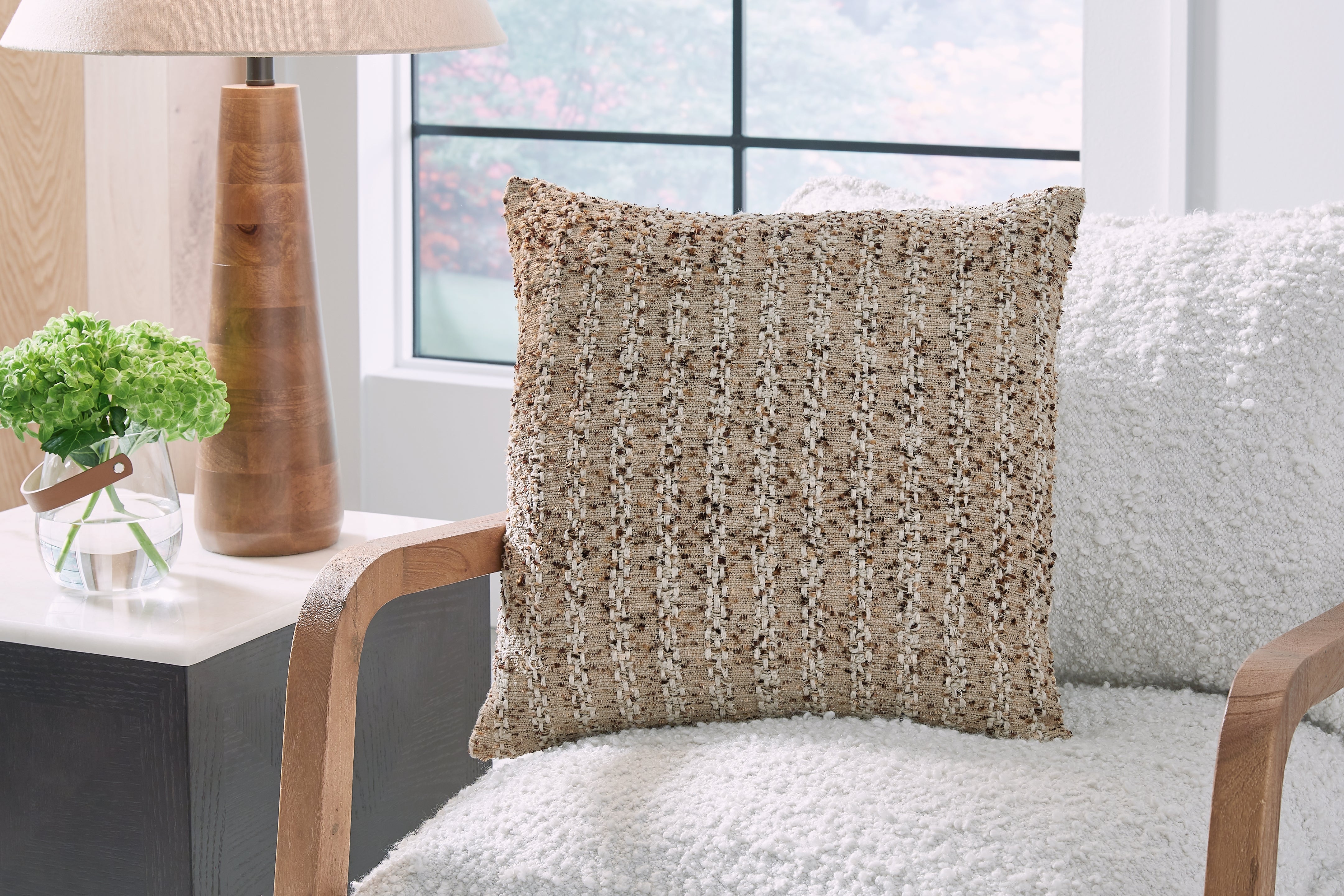 Coral Furniture - Ashley Furniture - Vorlane Pillows - Pillow / Tan/Brown/White - A1001046P