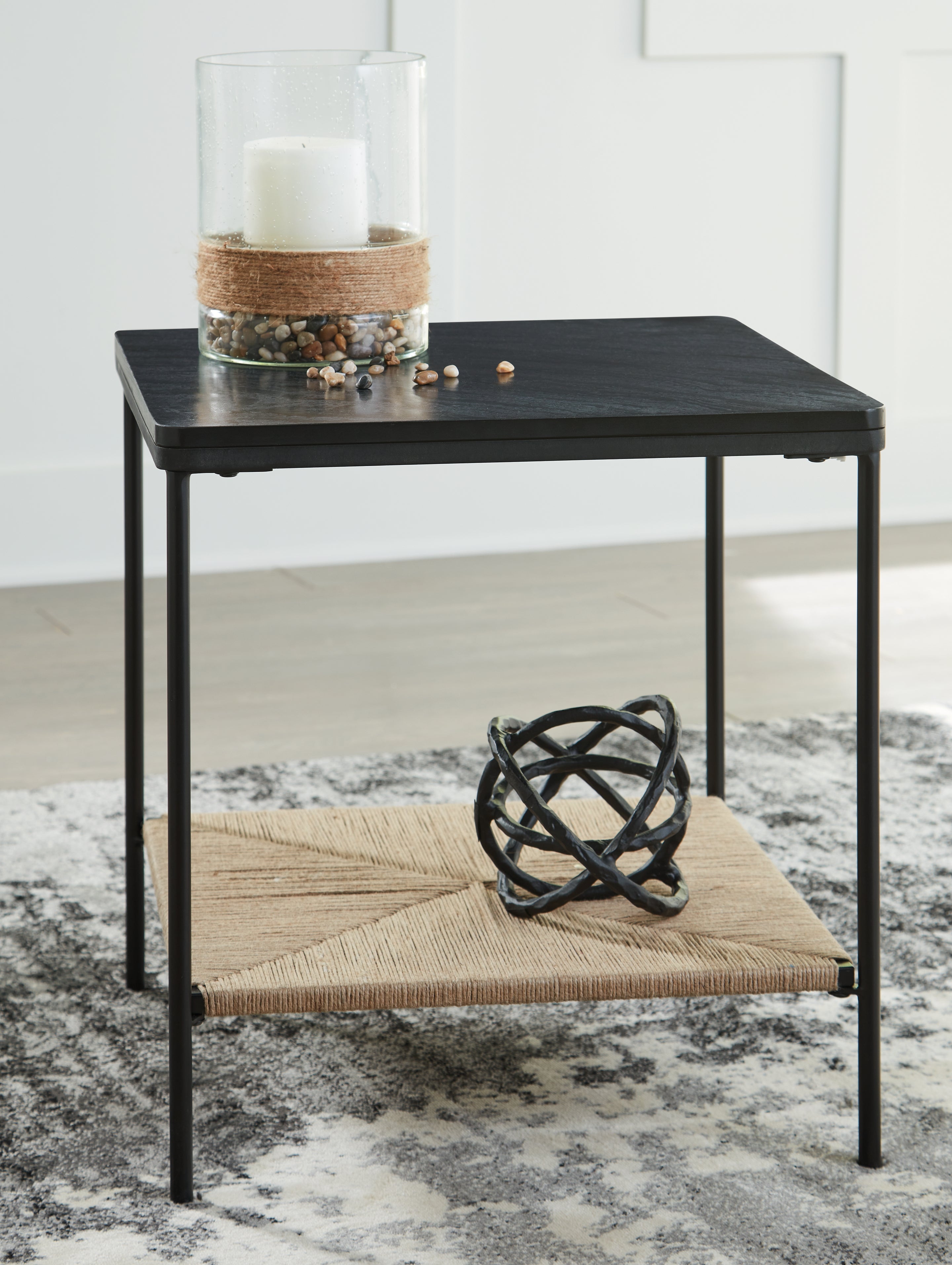 Coral Furniture - Ashley Furniture - Minrich Accent Table - Accent Table / Black/Natural - A4000591