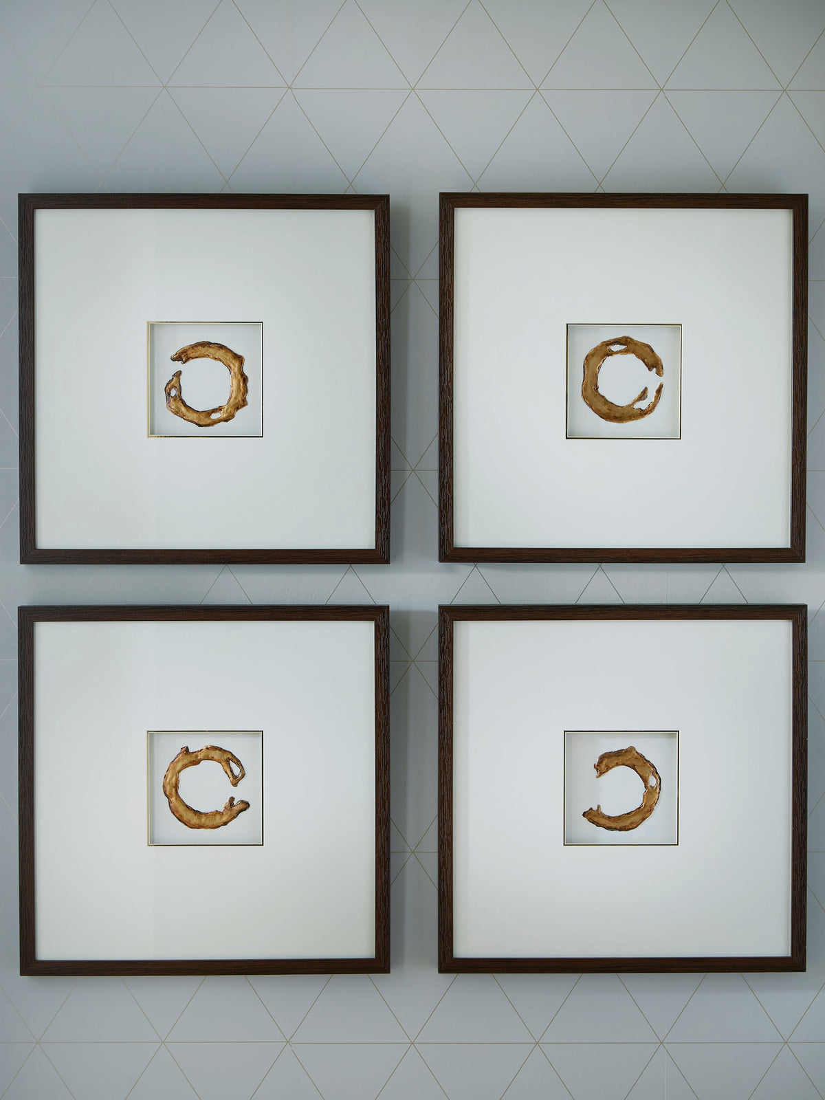 Coral Furniture - Ashley Furniture - Dallbourne Wall Decor - Wall Art Set (4/CN) / White/Gold Finish - A8000491