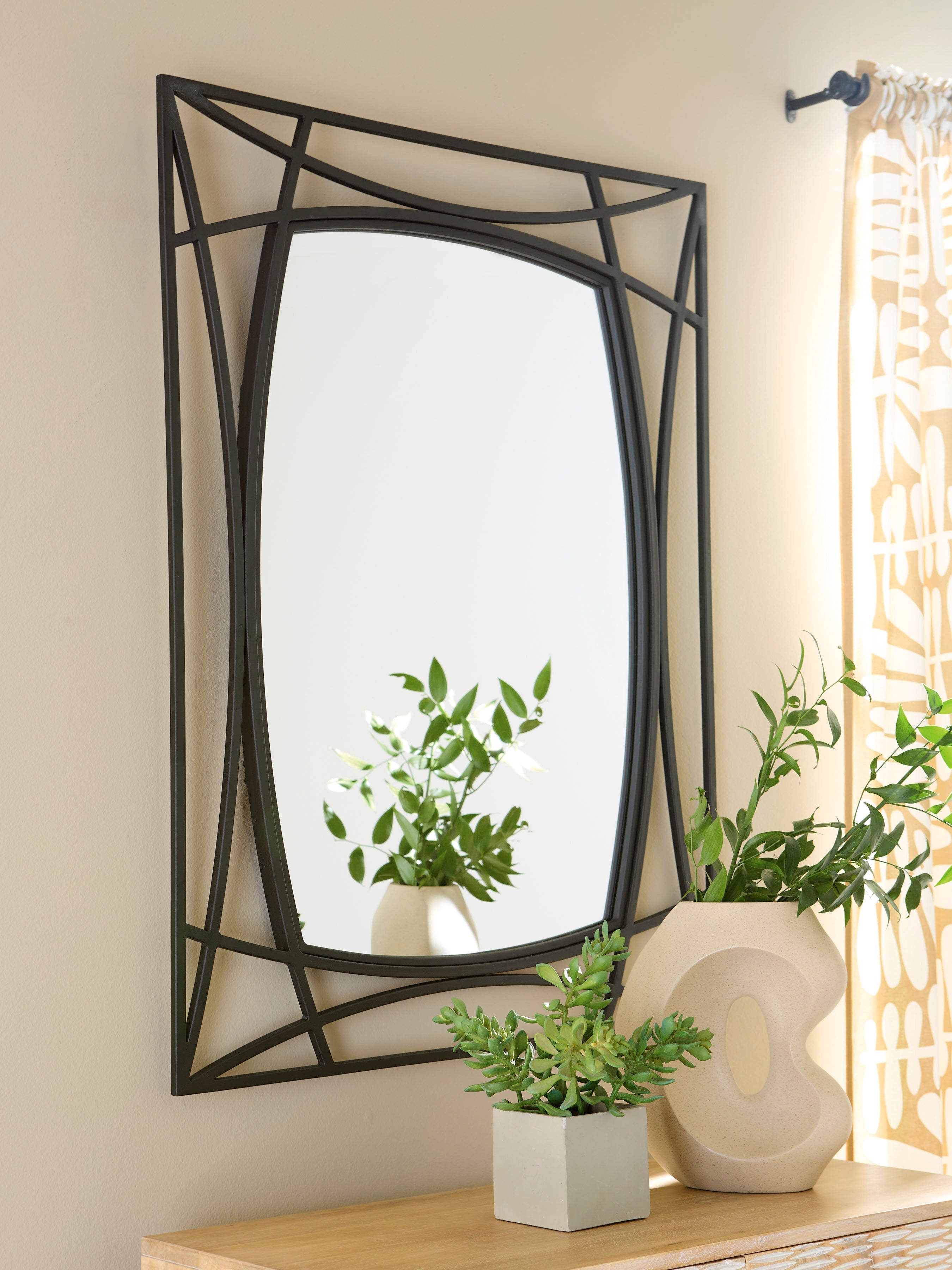 Coral Furniture - Ashley Furniture - Freenville Mirror - Accent Mirror / Black - A8010408