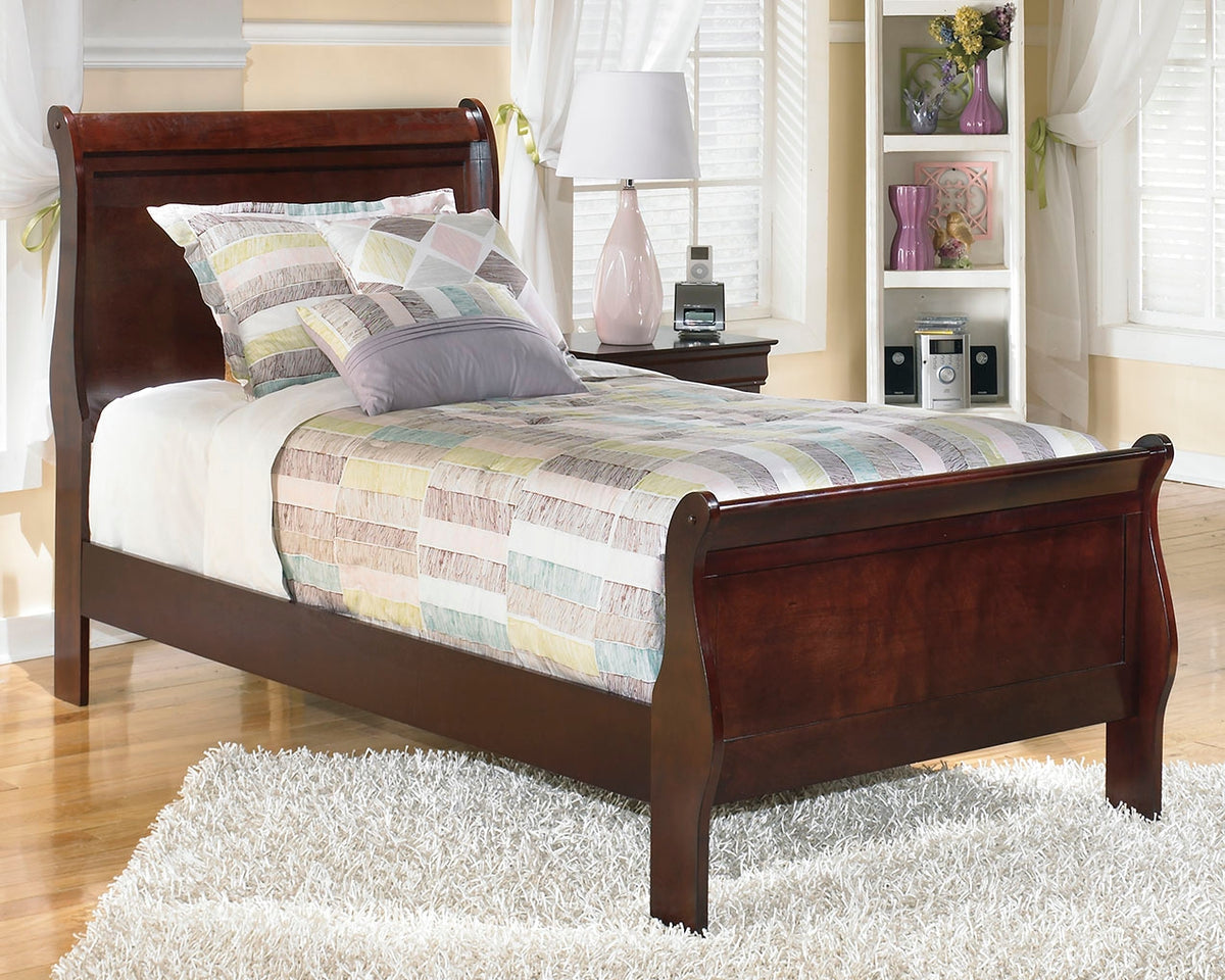 Coral Furniture - Ashley Furniture - Alisdair Bedroom - King Sleigh Bed / Reddish Brown - B376B8