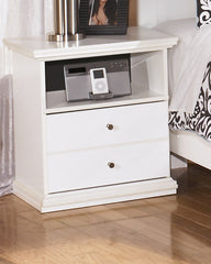 Coral Furniture - Ashley Furniture - Bostwick Shoals Bedroom - Dresser and Mirror / White - B139B40