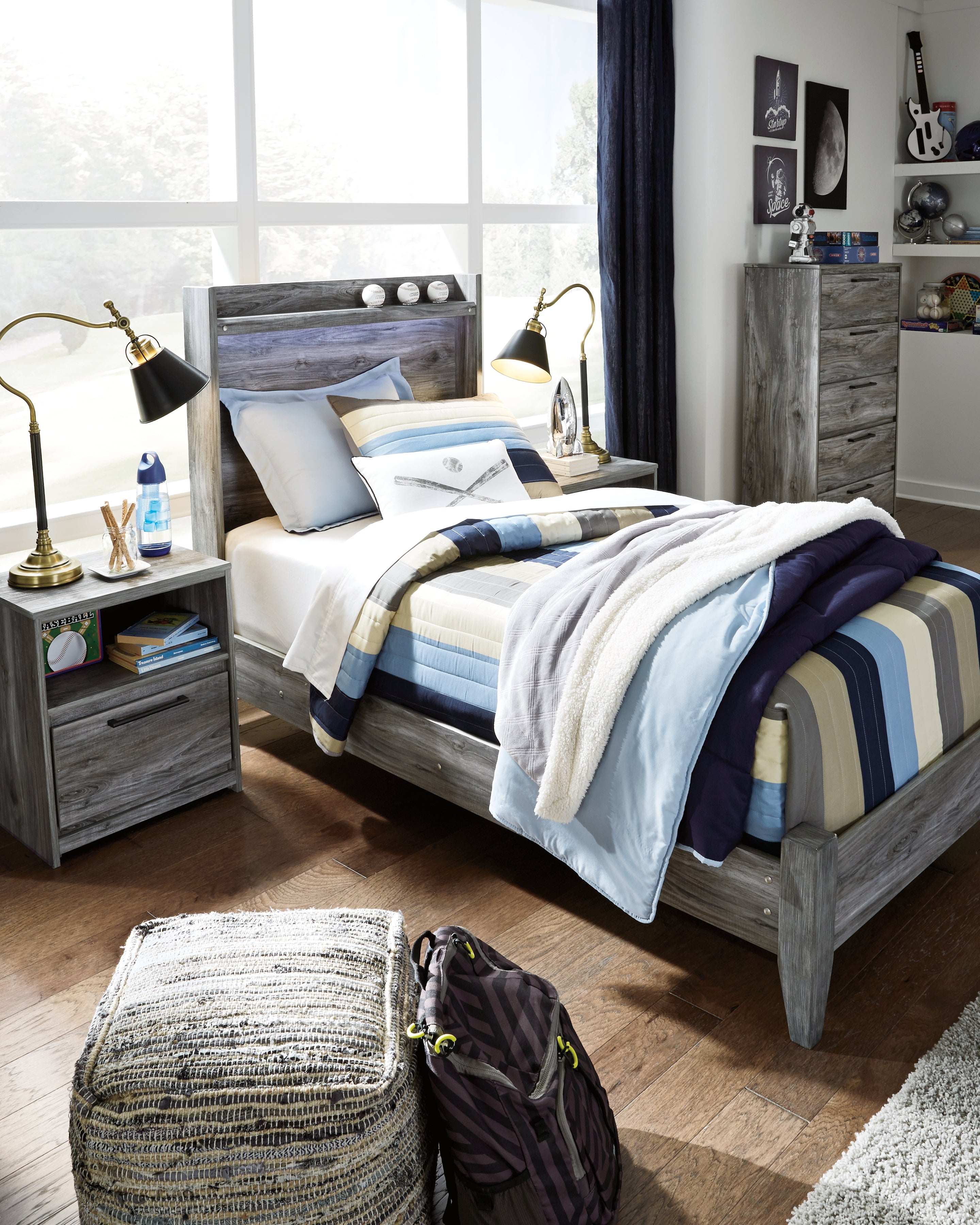 Coral Furniture - Ashley Furniture - Baystorm Bedroom - Twin Panel Bed / Gray - B221B20