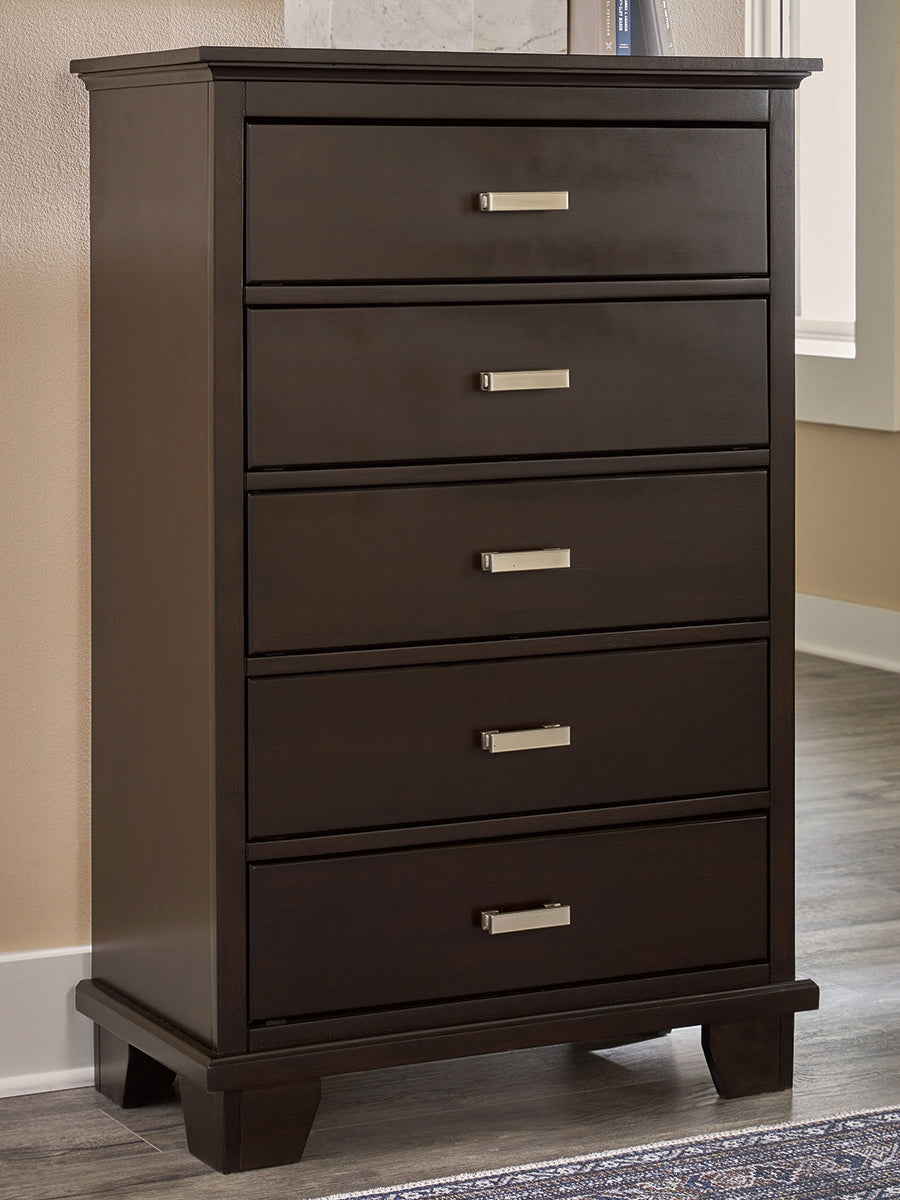 Coral Furniture - Ashley Furniture - Covetown Bedroom - Five Drawer Chest / Dark Brown - B441-46