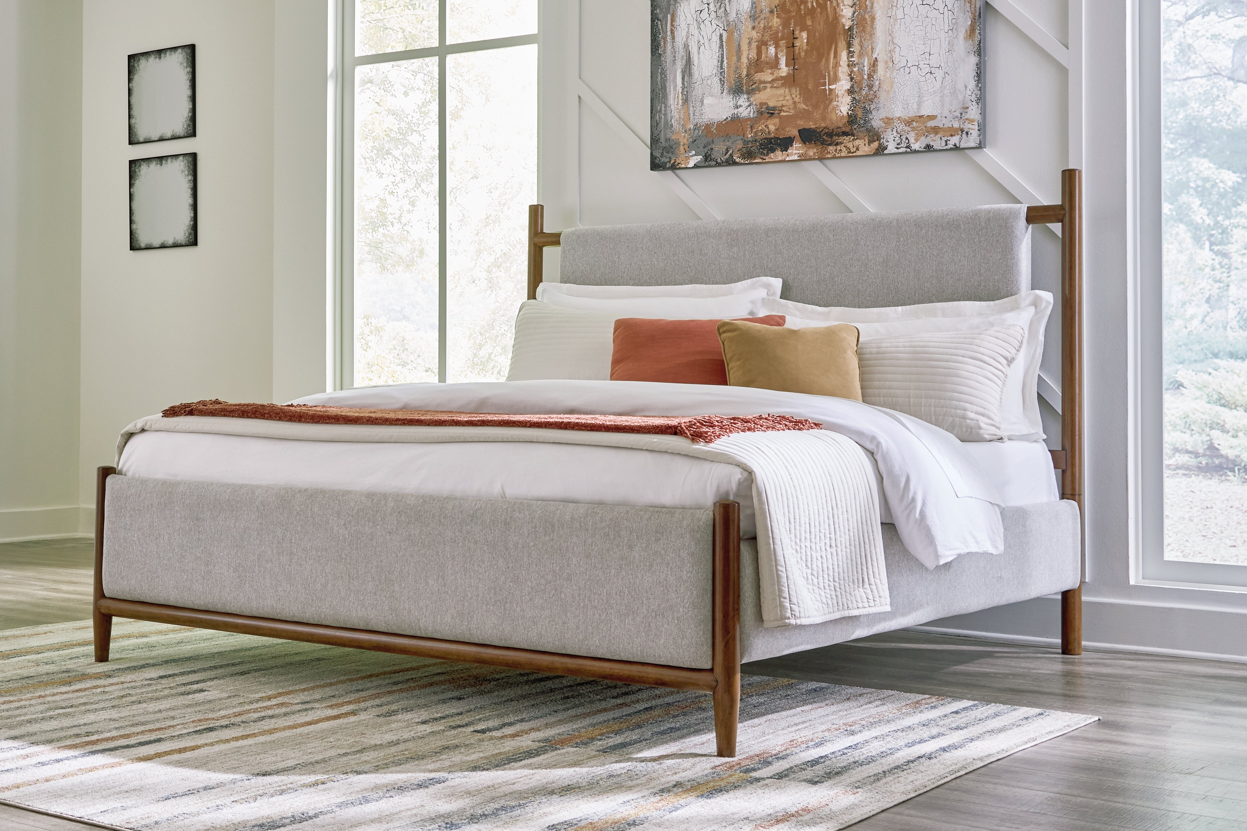 Coral Furniture - Ashley Furniture - Lyncott Bedroom - California King Upholstered Bed / Brown - B615B7