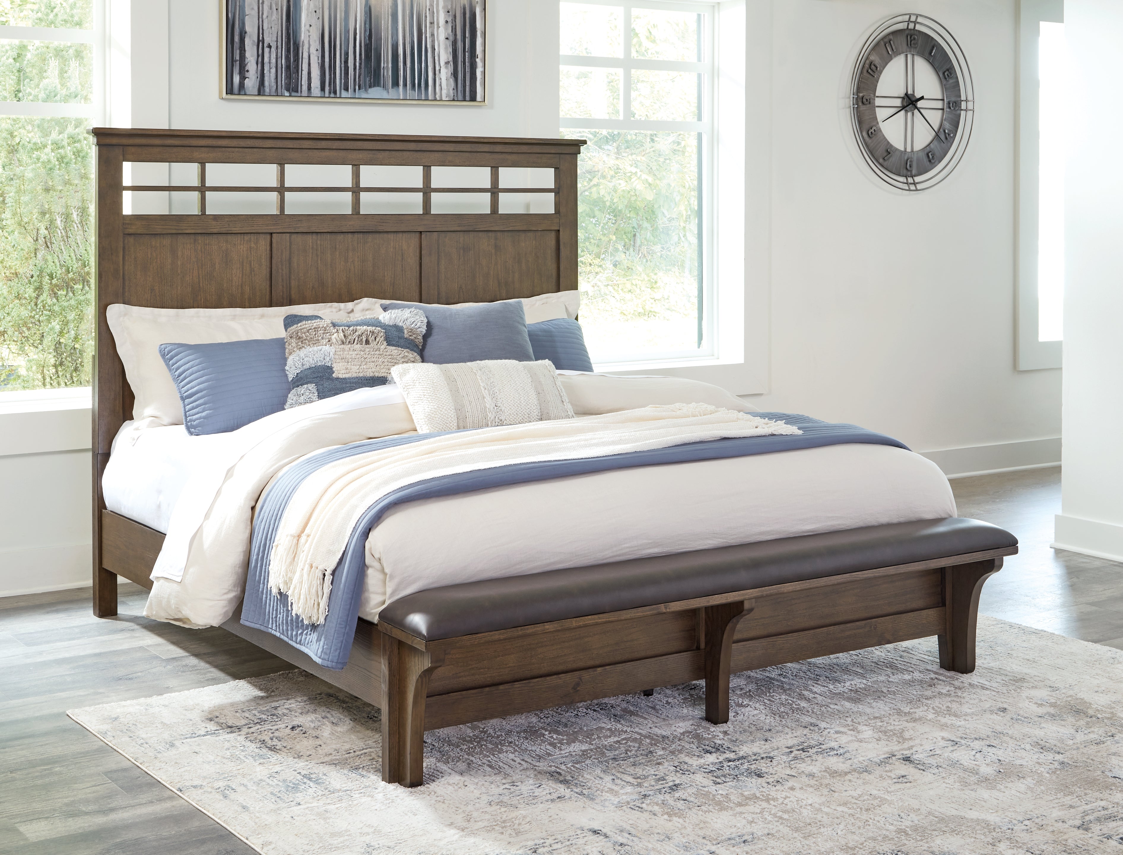 Coral Furniture - Ashley Furniture - Shawbeck Bedroom - King Panel Bed / Dark Brown - B625B4