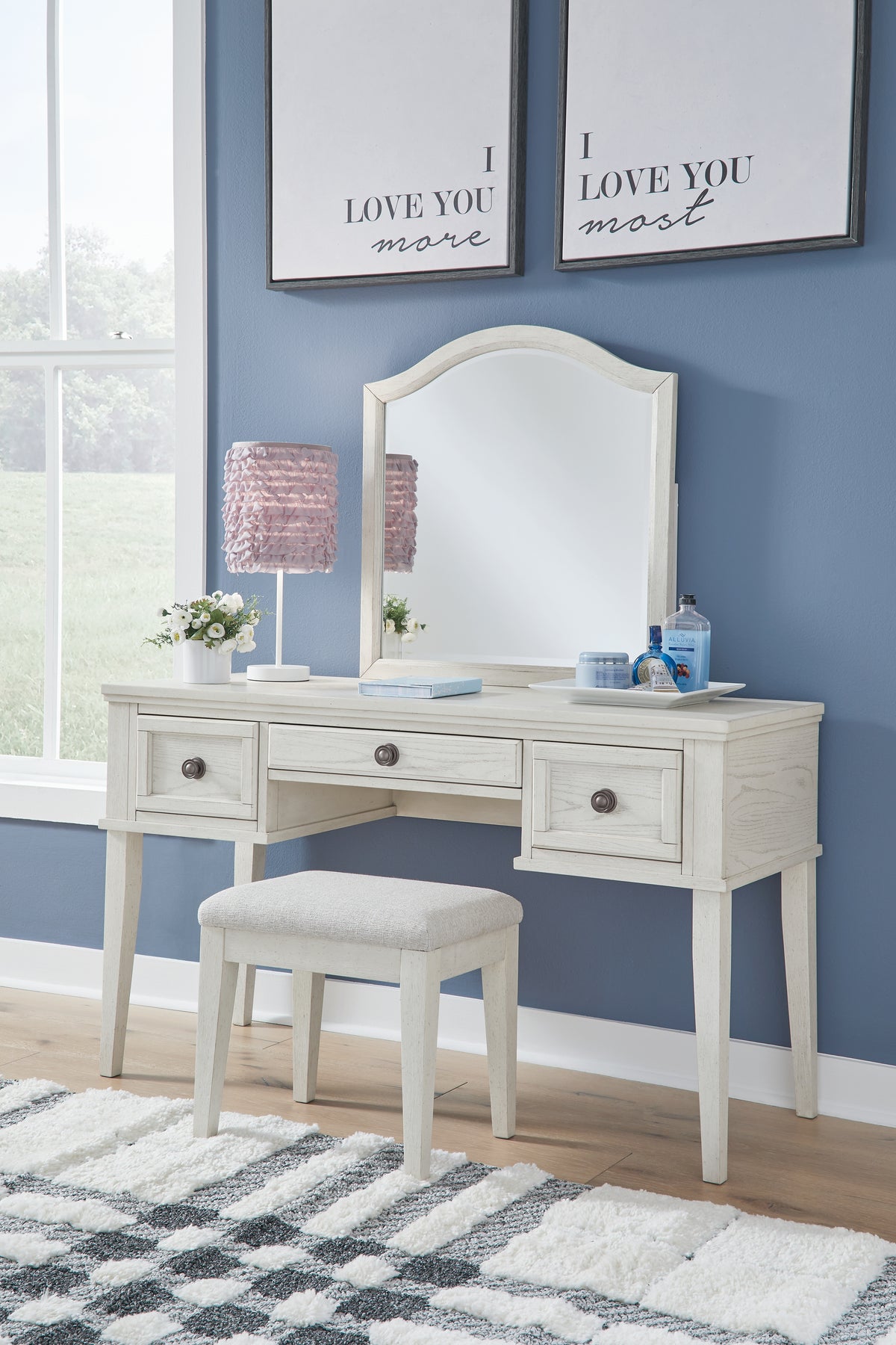 Coral Furniture - Ashley Furniture - Robbinsdale Mirrored Vanity with Bench - Mirrored Vanity with Bench / Antique White - B742B11