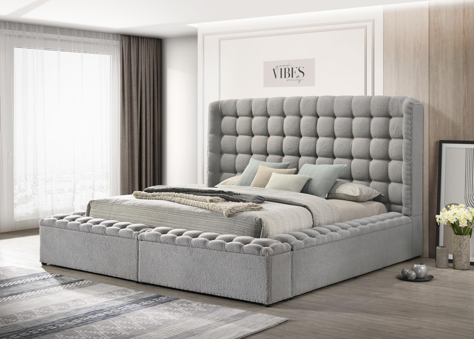 Versaley  Bedroom