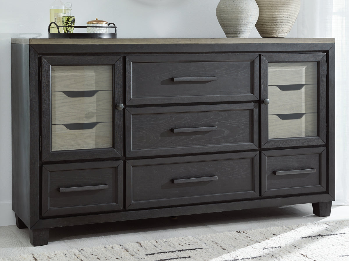 Coral Furniture - Ashley Furniture - Foyland Bedroom - Dresser / Black/Brown - B989-31