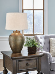 Coral Furniture - Ashley Furniture - Madney Lighting - 2-Piece Lamp Set / Antique Gold Finish - L207494X2