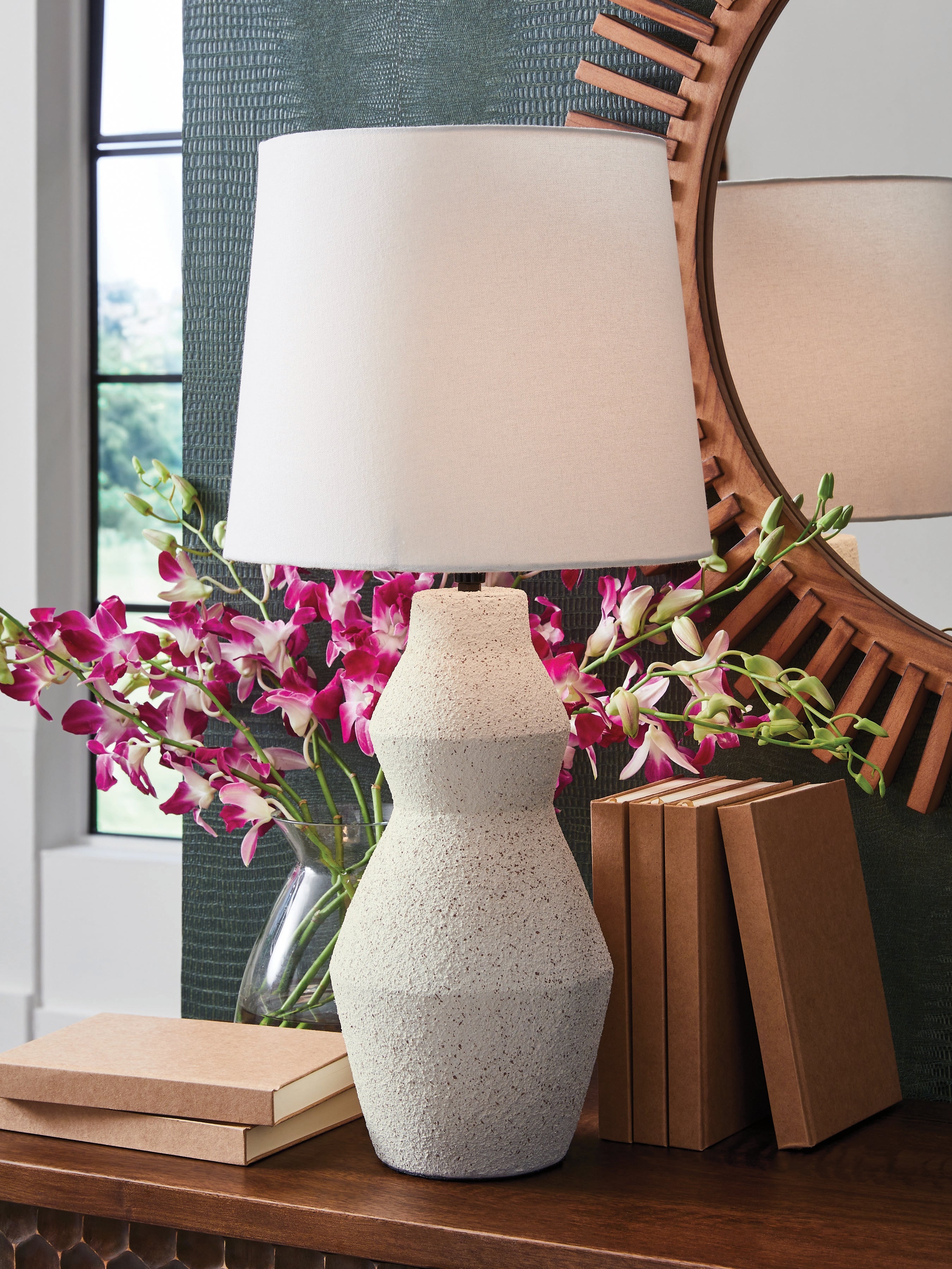 Coral Furniture - Ashley Furniture - Dawthorne Lighting - Paper Table Lamp (1/CN) / Cream - L236034