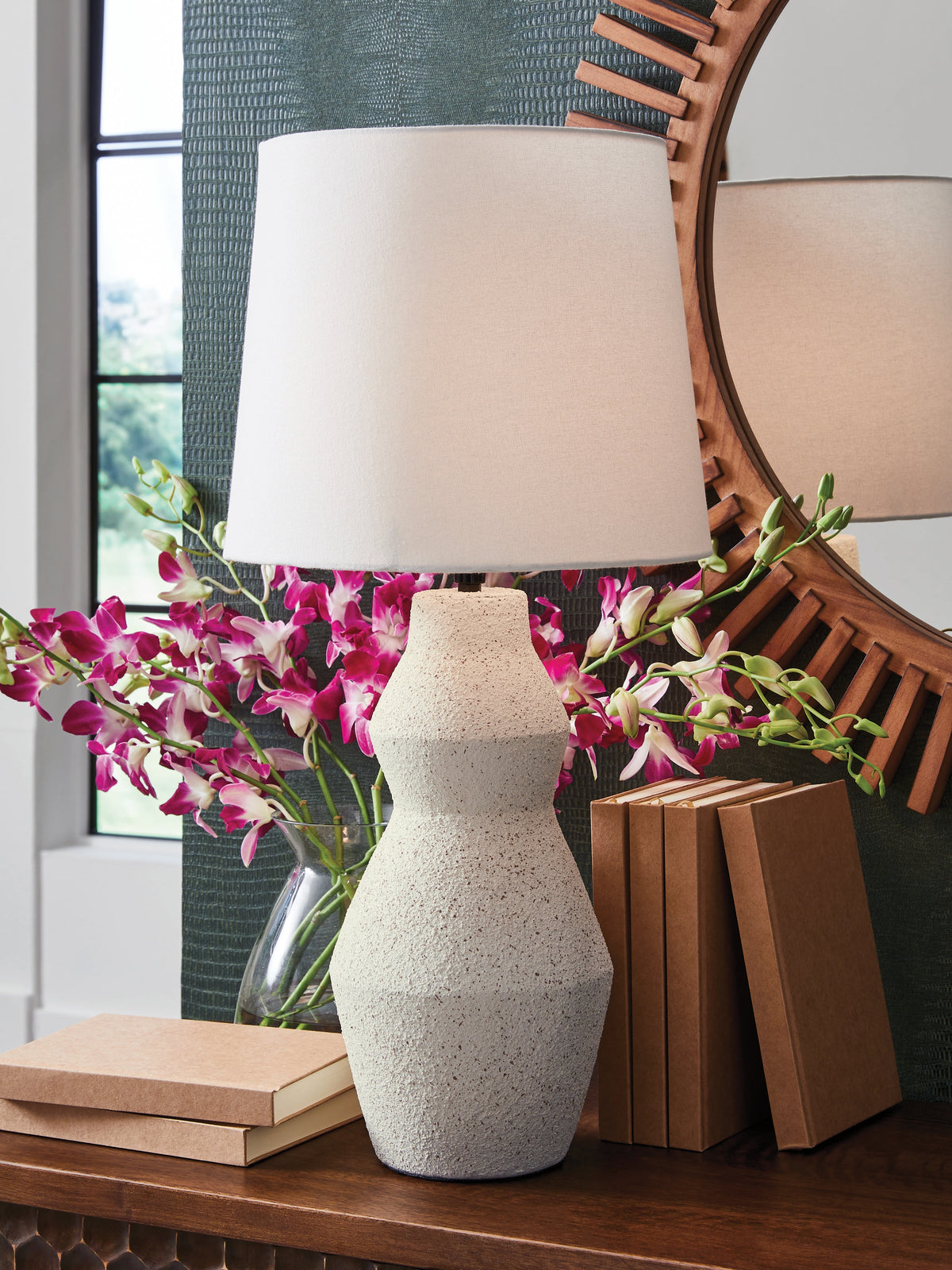 Coral Furniture - Ashley Furniture - Dawthorne Lighting - Paper Table Lamp (1/CN) / Cream - L236034