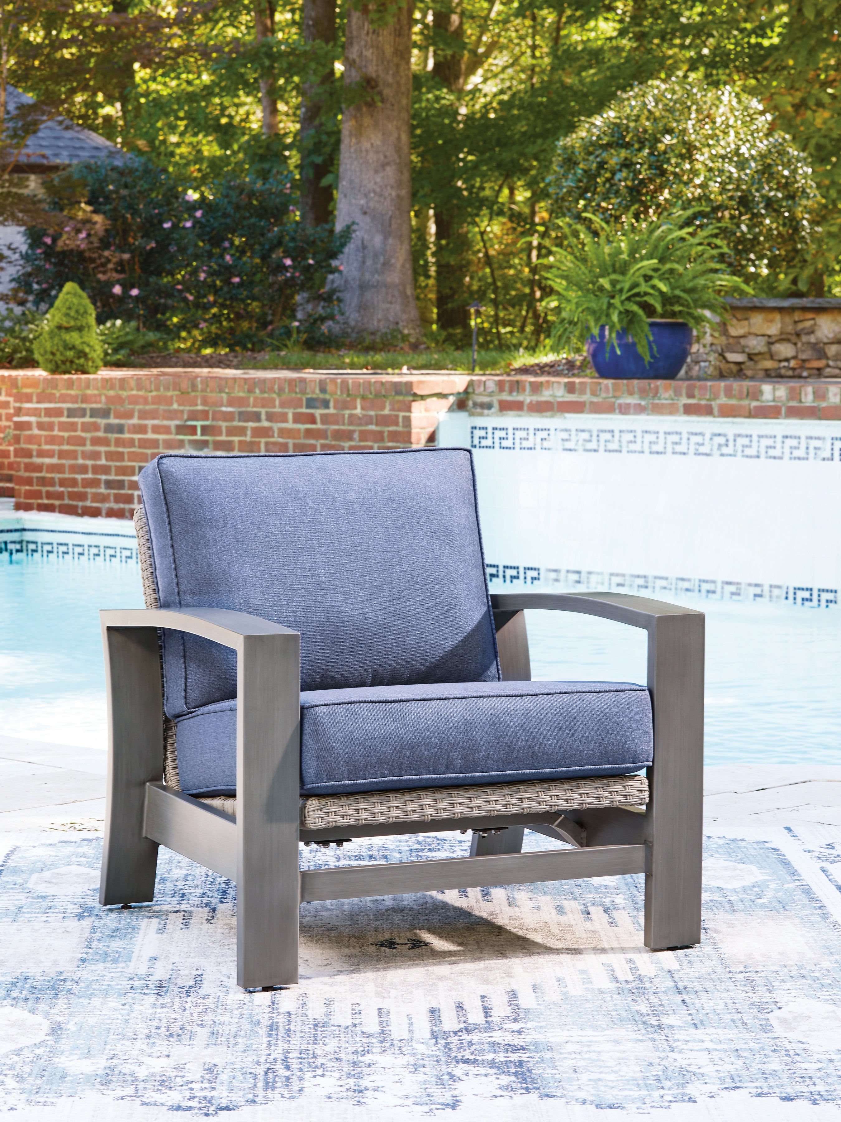 Coral Furniture - Ashley Furniture - Half Moon Beach Outdoor - Spring Lounge Chair / Blue/Gray - PCP418-820