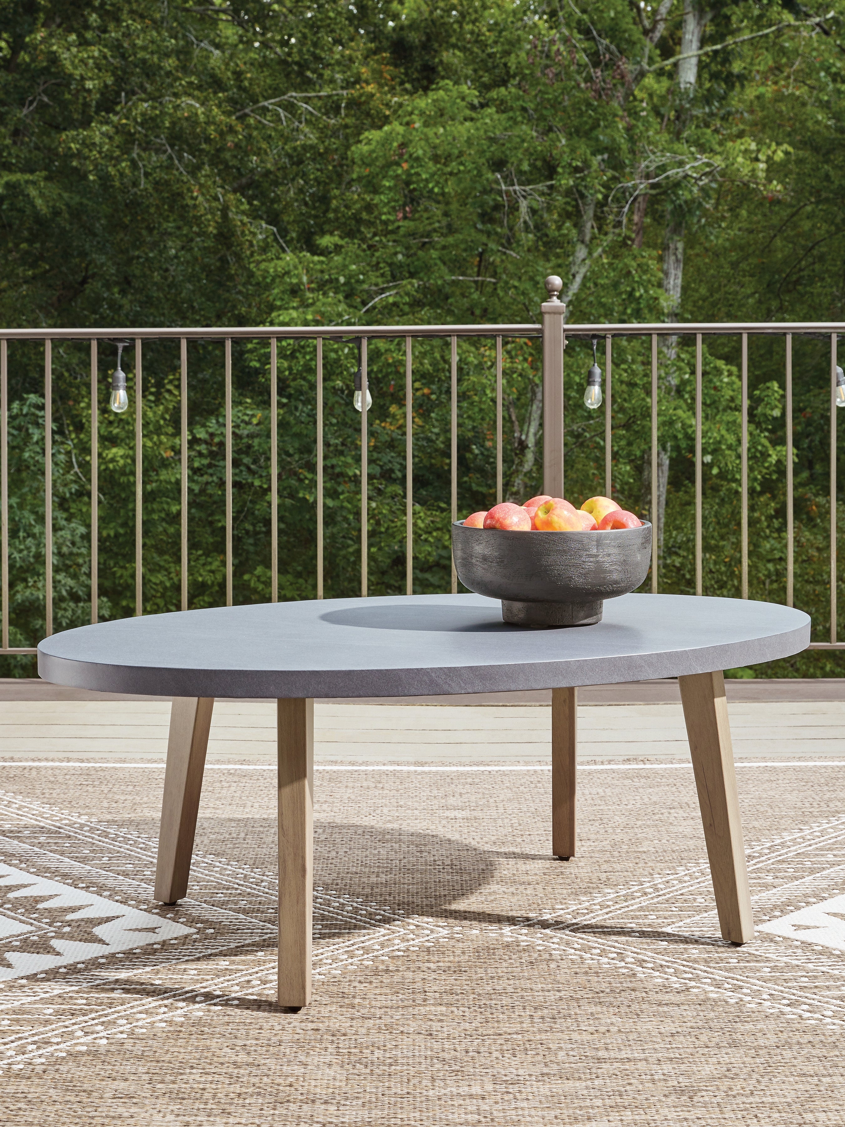Coral Furniture - Ashley Furniture - Harmony Headlands Outdoor - Oval Cocktail Table / Natural/Gray - PCP428-701