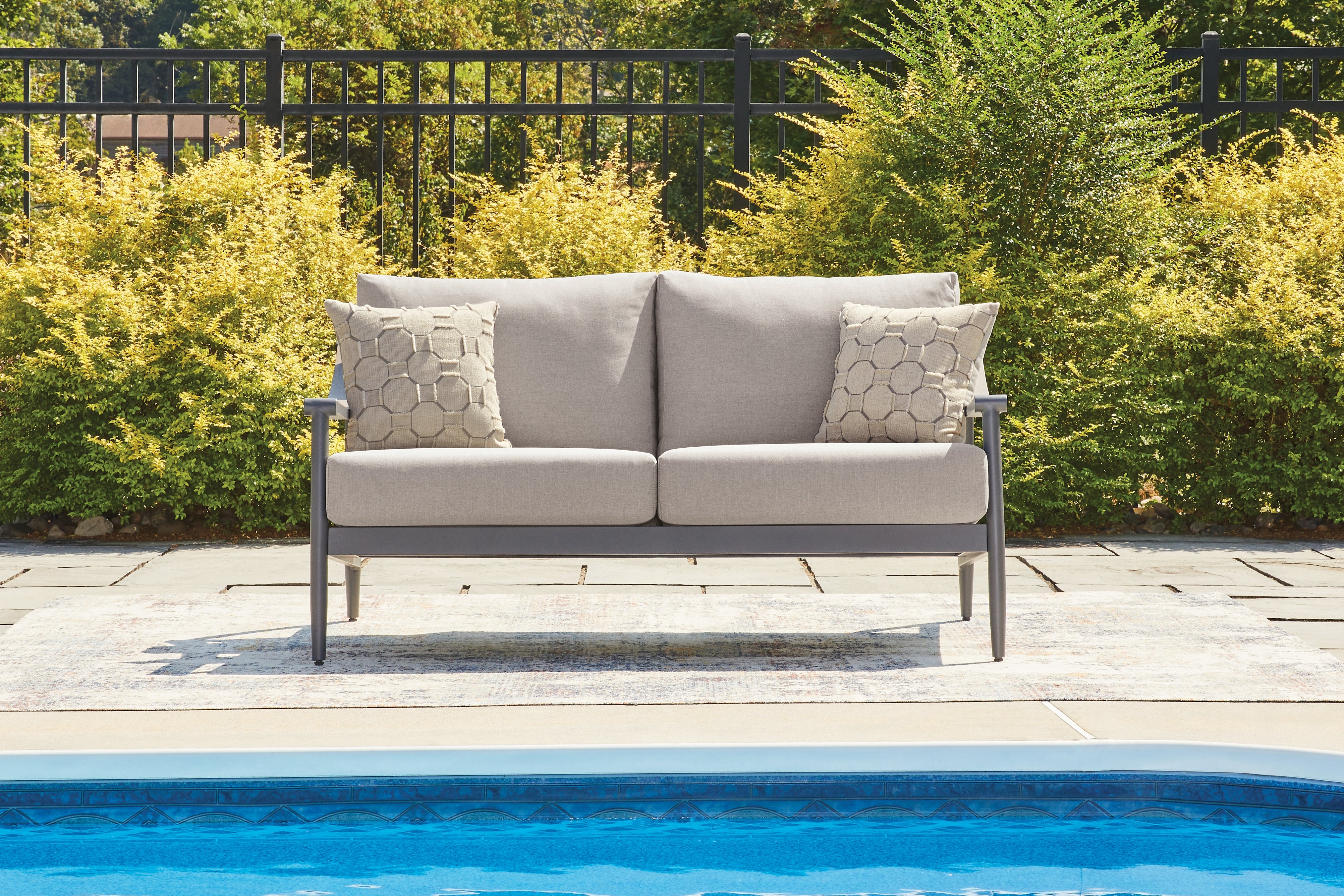 Coral Furniture - Ashley Furniture - Ocean Beach Outdoor - Loveseat w/Cushion / Gray - PCP510-835