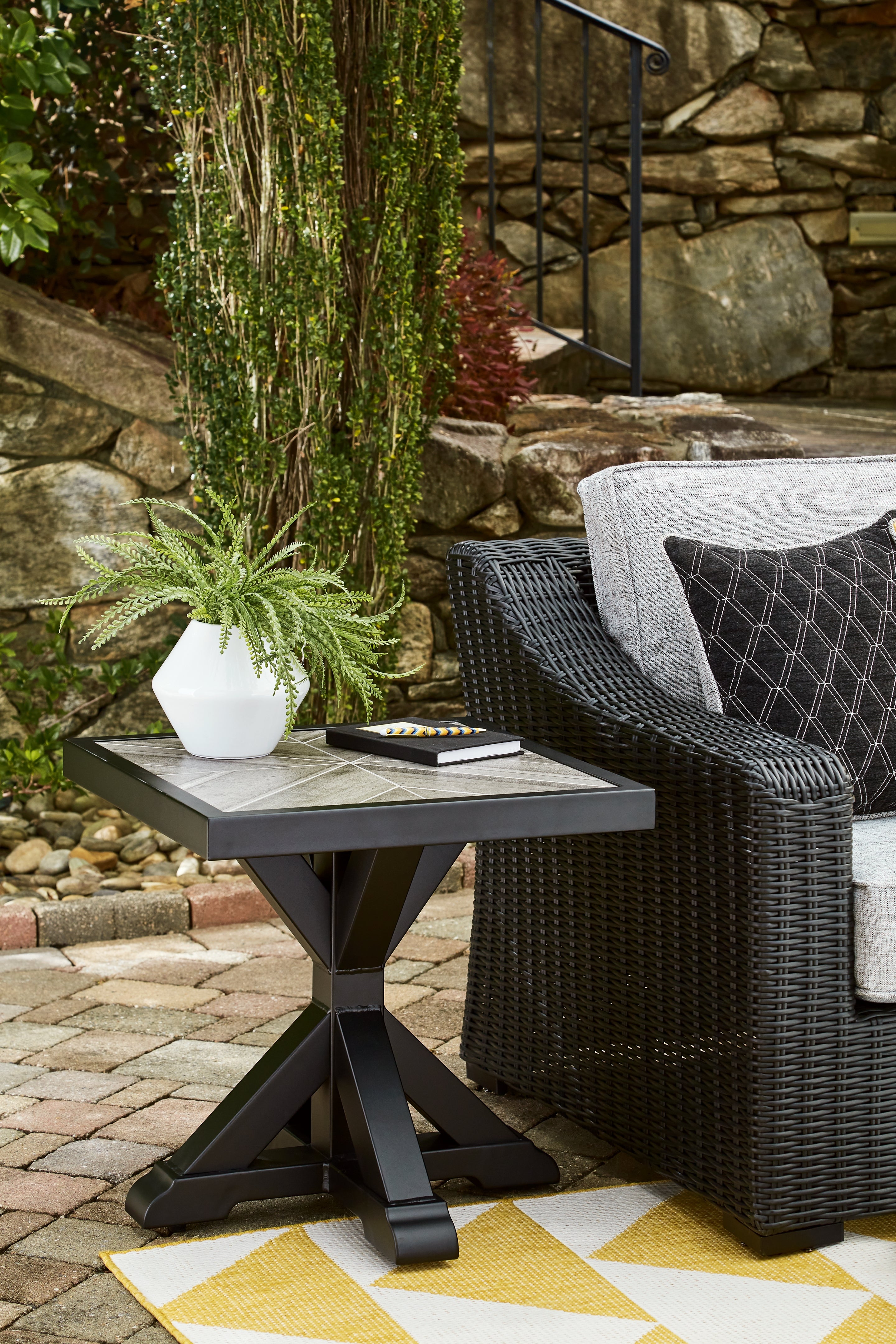 Coral Furniture - Ashley Furniture - Beachcroft Outdoor - Square End Table / Black/Light Gray - P792-702