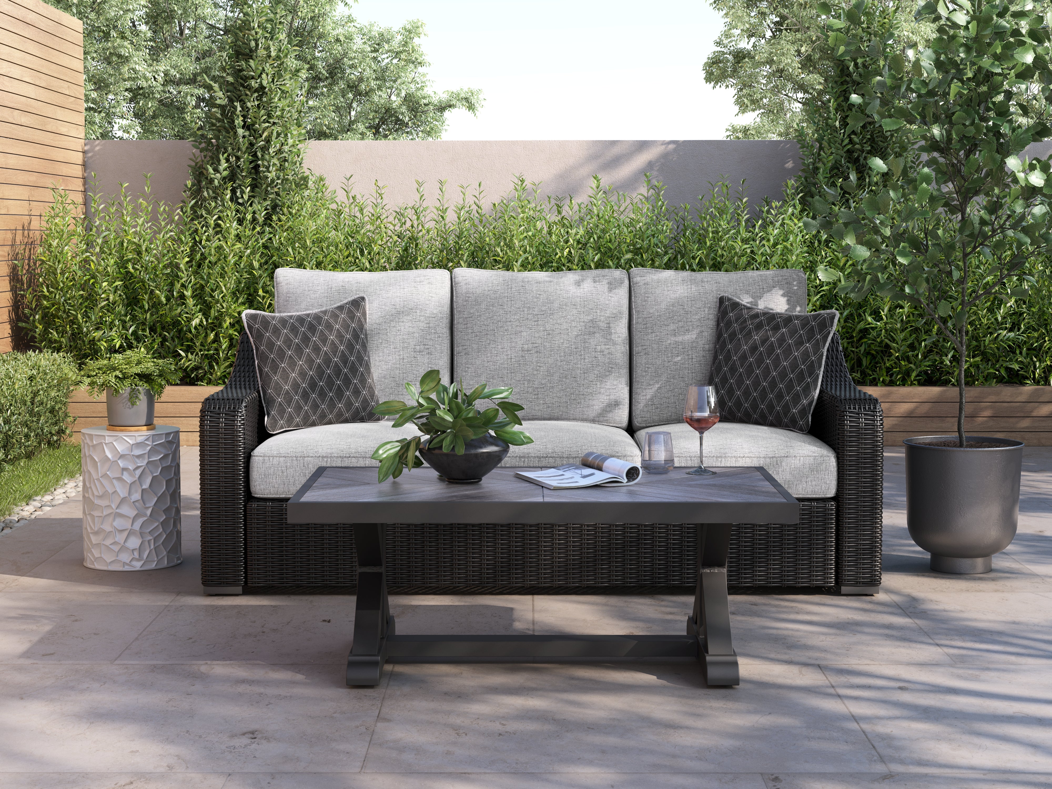 Coral Furniture - Ashley Furniture - Beachcroft Outdoor - Sofa with Cushion / Black/Light Gray - P792-838