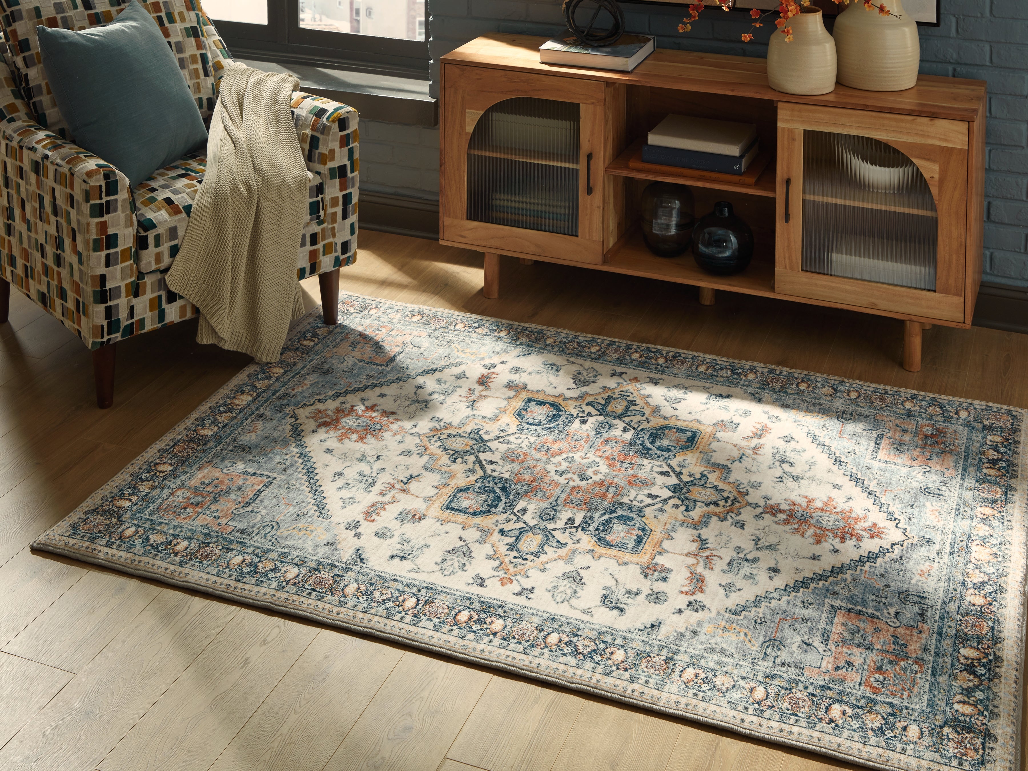 Coral Furniture - Ashley Furniture - Wallney Rug - 5' x 7' Area Rug / Multi - R407492