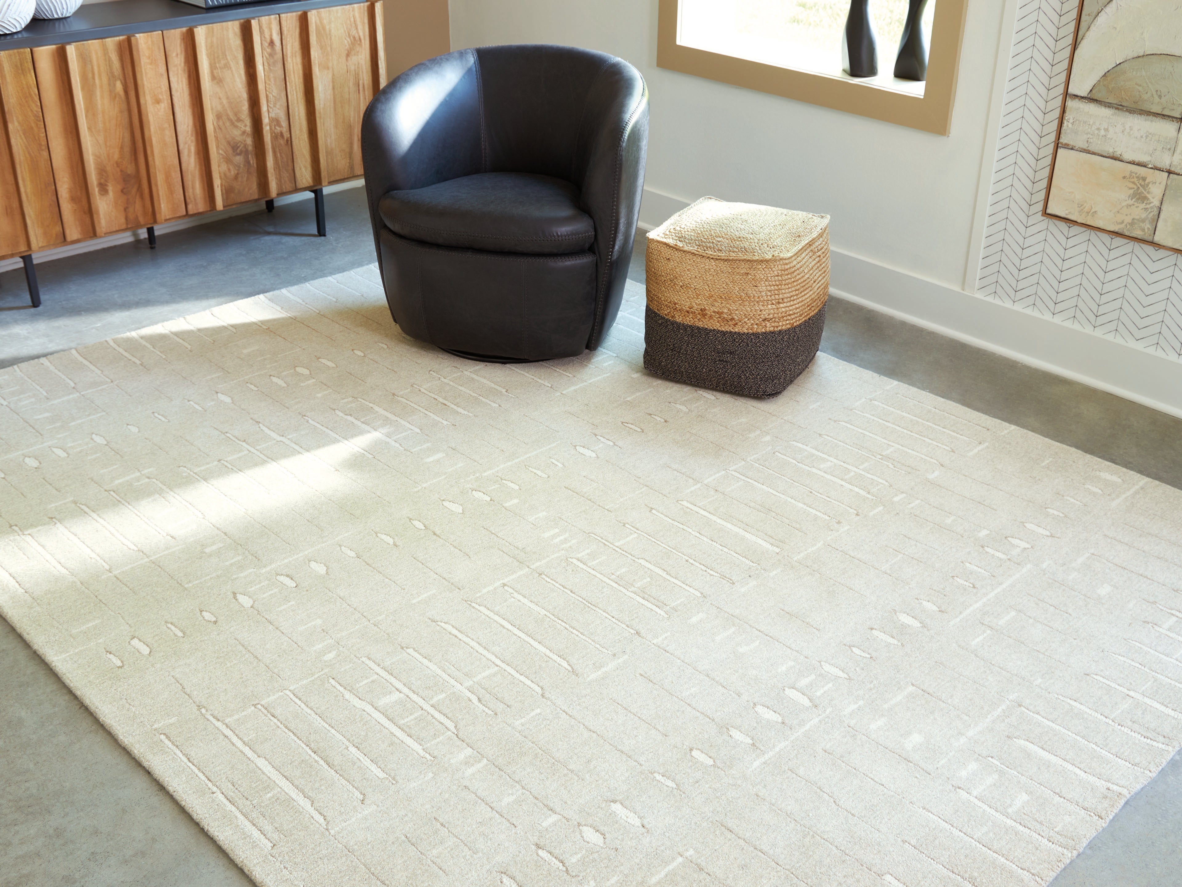 Coral Furniture - Ashley Furniture - Wolbert Rug - 7'8" x 10' Area Rug / Tan/Ivory - R407661