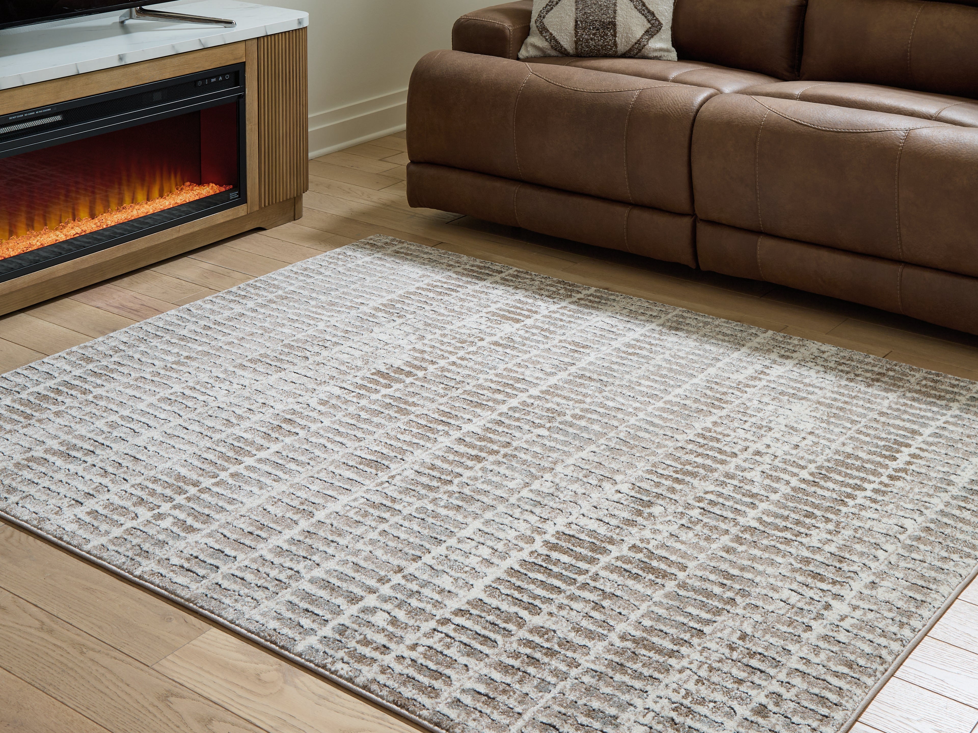 Coral Furniture - Ashley Furniture - Fuadwick Rug - 7'10" x 10' Area Rug / Multi - R407691