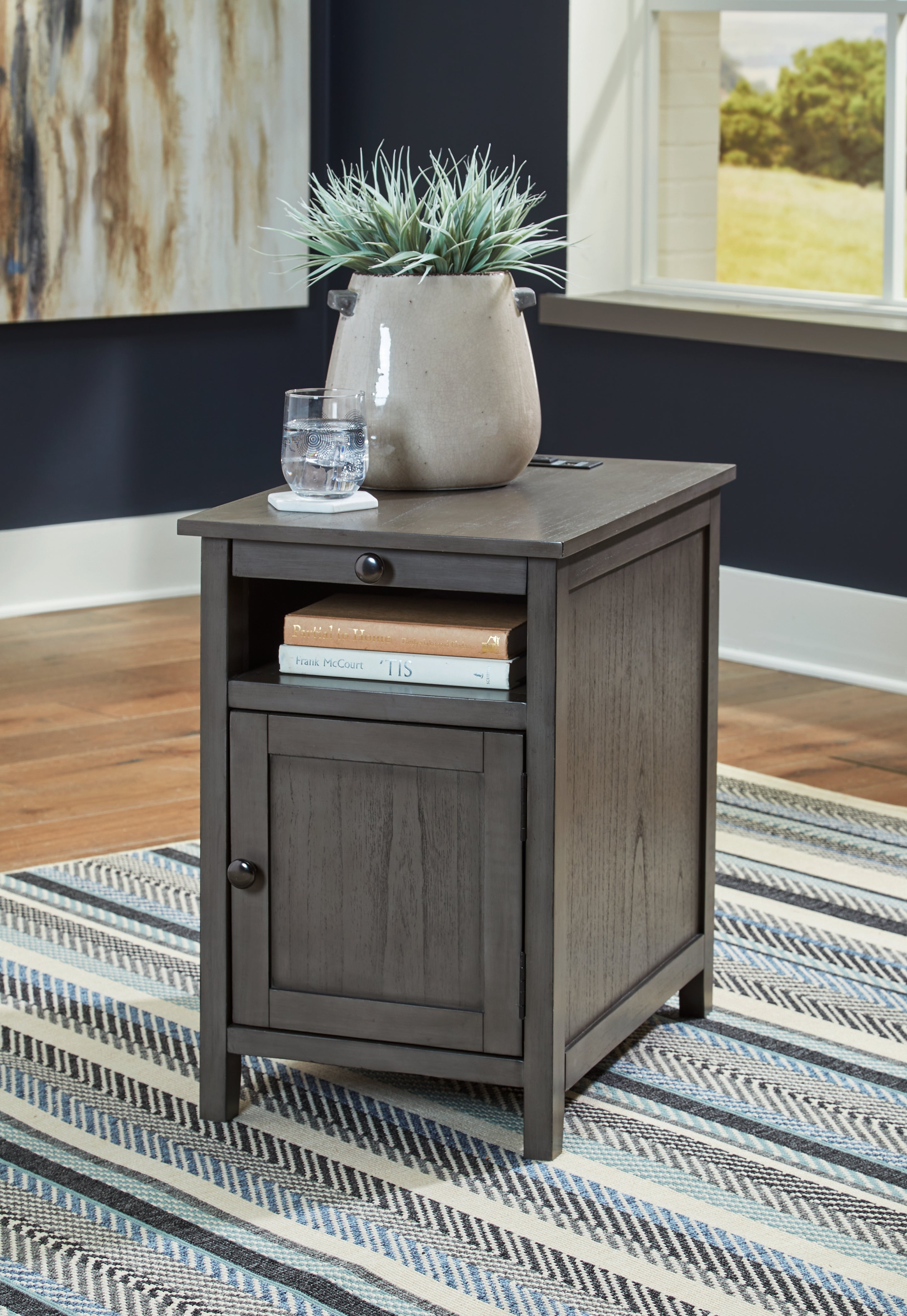 Coral Furniture - Ashley Furniture - Treytown Chairside End Table - Chair Side End Table / Gray - T300-317