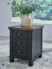 Coral Furniture - Ashley Furniture - Wildenauer Chairside End Table - Chair Side End Table / Brown/Black - T664-7